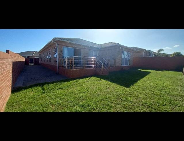 3 BEDROOM TOWNHOUSE RENTED IN BEN KAMMA